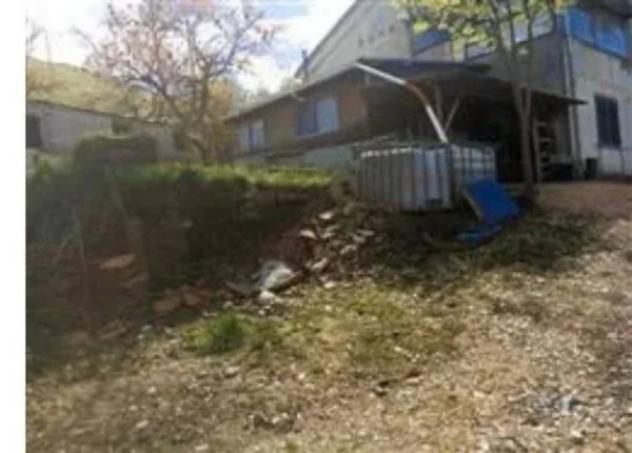 Immobile in asta di 195 m² con più di 5 locali in vendita a Urbino - Foto 3