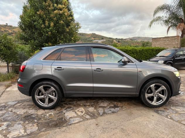 Audi Q3 2.0 TDI 150 CV quattro S tronic Sport - Foto 6