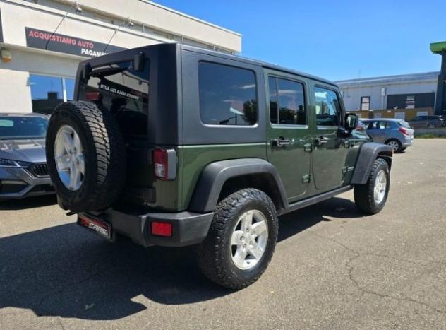 JEEP Wrangler Unlimited 2.8 CRD Rubicon MANUALE rif. 23878046 - Foto 2