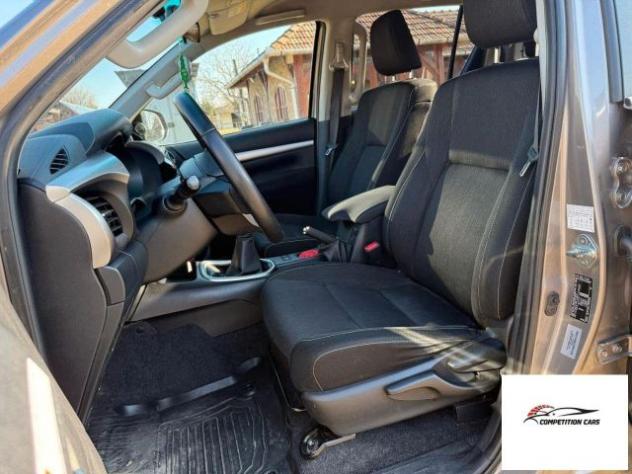 TOYOTA Hilux 2.4D-4D 4WD Double Cab ACTIVE PDC USB GANCIO rif. 22597046 - Foto 9