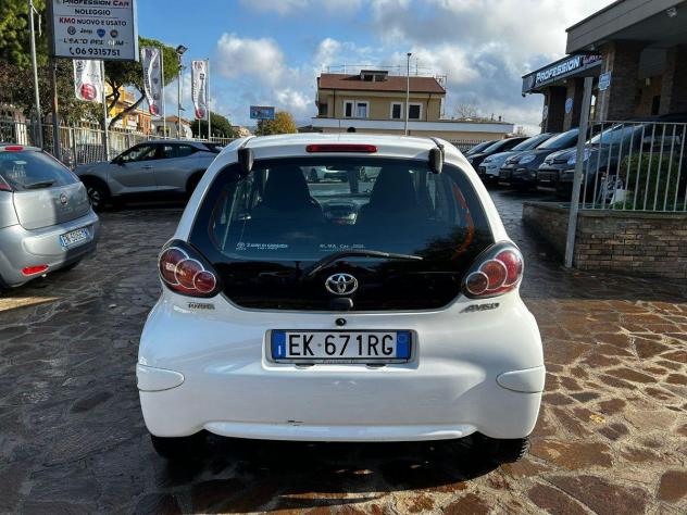 TOYOTA - Aygo - Con. 1.0 VVT-i 72 CV 5p. x-cite MMT - Foto 5
