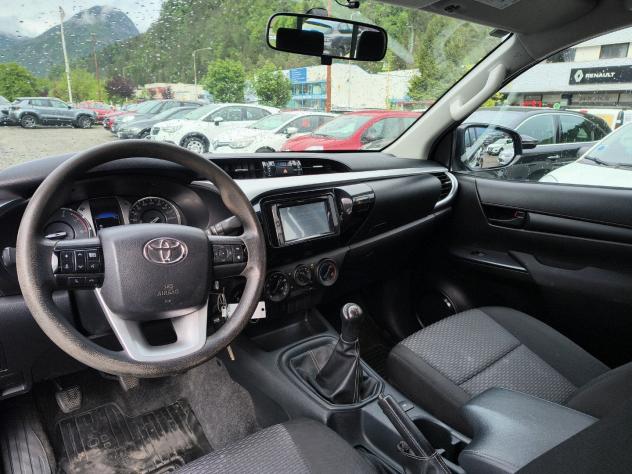 ToyotaOfficial Hilux Hilux Double Cab 2.4 D-4D 4X4 Manuale 6 m Comfort - Foto 10