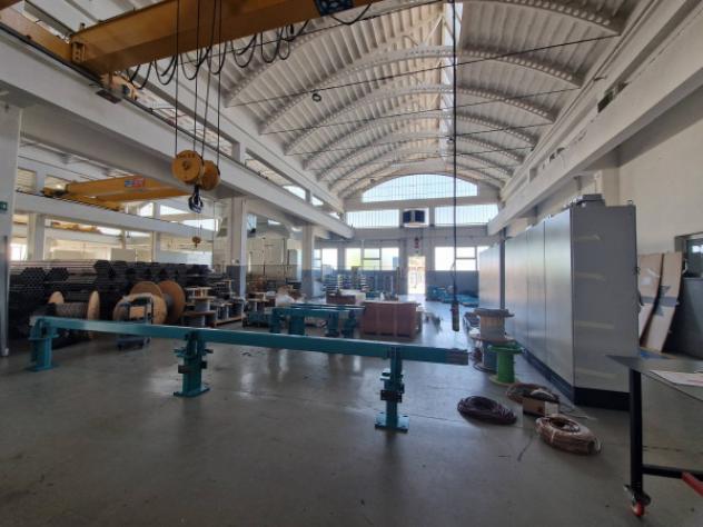 Immobile di 5670 m² con più di 5 locali in affitto a Abbiategrasso - Foto 16
