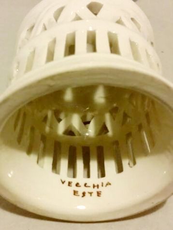 PUTTO IN CERAMICA BIANCA SMALTATA FIRMATO DA "VECCHIA ESTE" COME NUOVO - Foto 3