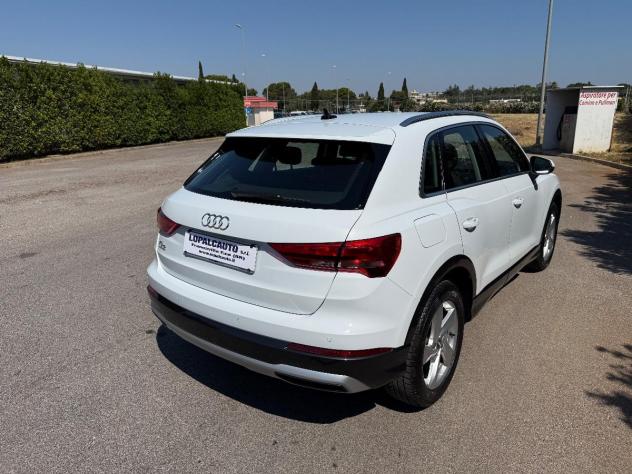 AUDI - Q3 - 35 TDI S tronic Business Advanced - Foto 6