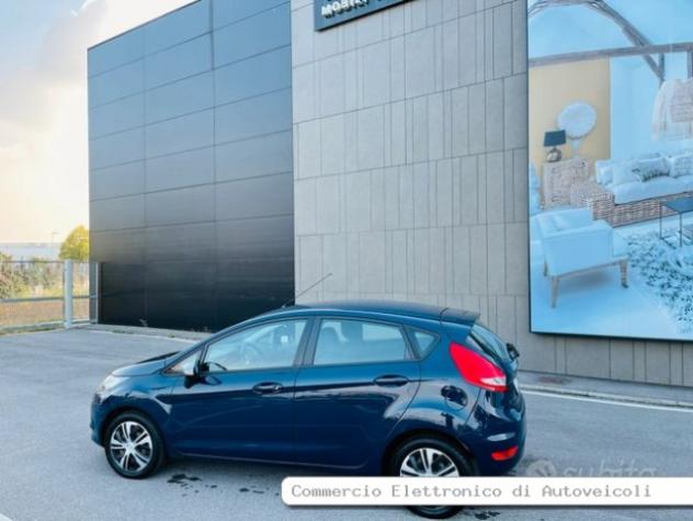 Ford Fiesta 1.2 benzina manuale clima x neopatenta - Foto 10