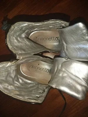anfibi donna taglia 39 in pelle simonetta. Prezzo nuovi 120 euro - Foto 2