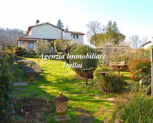 San Piero a Sieve - Porzione di colonica con giardino