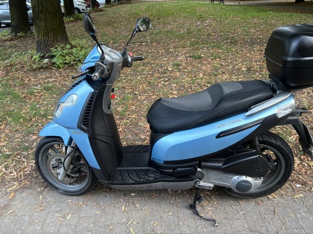 Piaggio Carnaby 200 - Foto 2