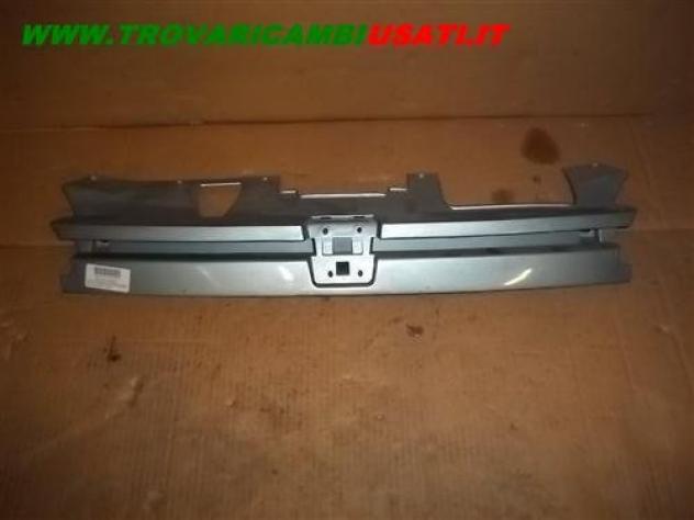 GRIGLIA (-06/94) AZZURRA PEUGEOT 306 (N3) 3 porte / 5 porte 999-U19275 Carrozzeria  Lamierati esterni  Paraurti  Griglia radiat PEUGEOT - 306 3 porte