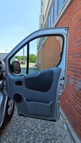 Opel Vivaro 27 2.5 CDTI/135CV PC-TN Combi - Foto 10