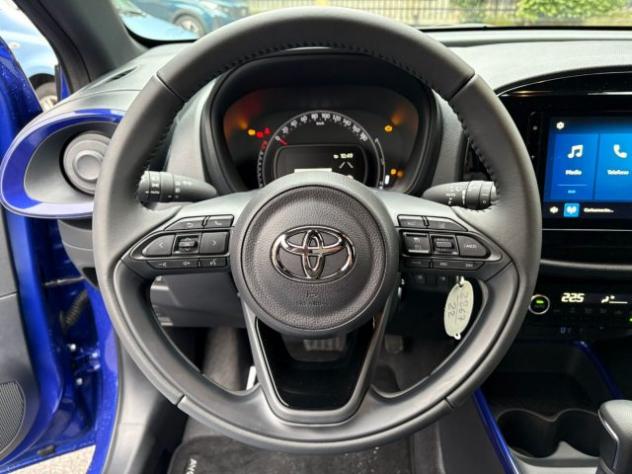 TOYOTA Aygo X 1.0 VVT-i 72 CV 5 porte Trend S-CVT *PREZZO PROMO* rif. 23225440 - Foto 9
