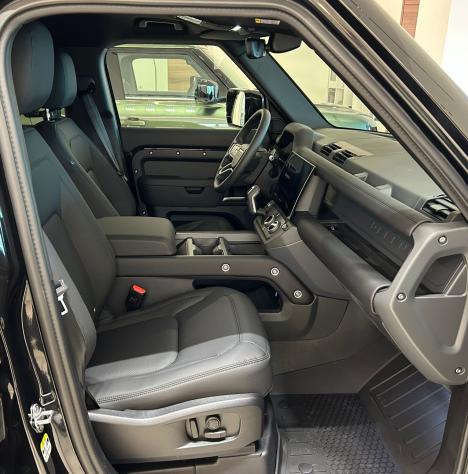 Land Rover Defender 110 2.0 Si4 PHEV 300 CV AWD Auto X-Dynamic SE - Foto 10