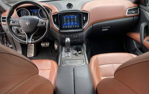 Maserati Ghibli GranSport - Foto 10