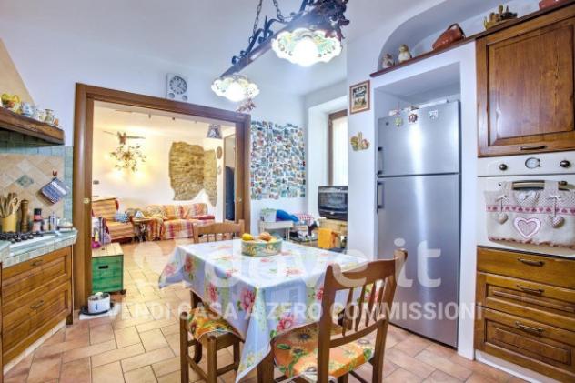 Casa indipendente di 400 m² con 5 locali in vendita a Brissago-Valtravaglia - Foto 15