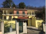 Villa di 260 m² con 4 locali e box auto doppio in vendita a Castiglione Torinese