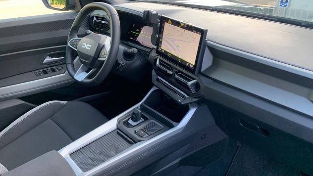 Dacia Bigster 1.8 hybrid Journey Auto 155cv - Foto 10