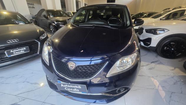 Lancia Ypsilon 1.3 MJT 16V 95 CV 5 porte S&S Platinum - Foto 2