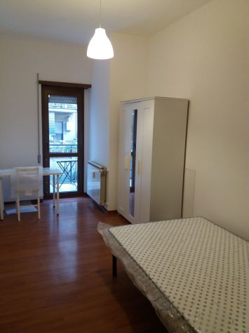 SINGOLE ZONA TIBURTINA VICINO UNIVERSITÀ LA SAPIENZA-LUISS