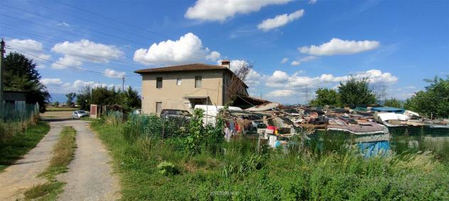 Colonica in Vendita in zona SANT'ANGELO A LECORE con giardino - Foto 21