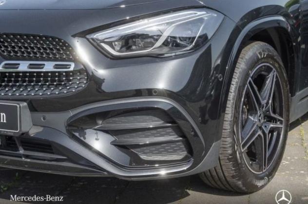 MERCEDES-BENZ GLA 180 d Premium Amg rif. 24084945 - Foto 3