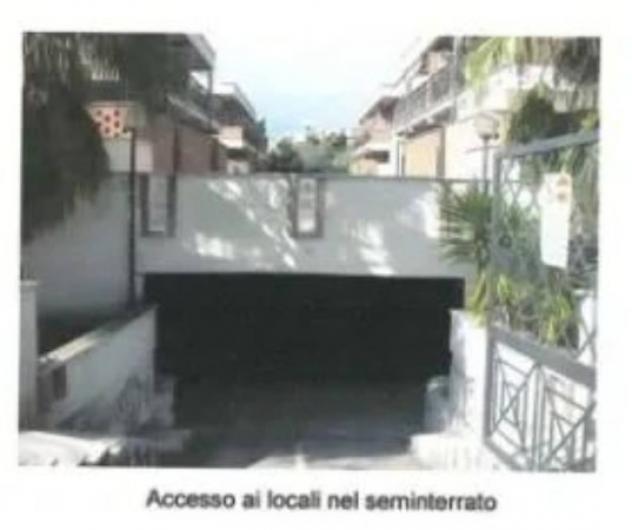 Immobile in asta di 186 m² con più di 5 locali e box auto in vendita a Anzio - Foto 3