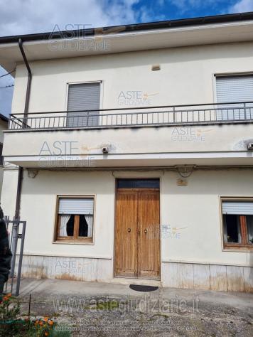 IMMOBILI-IMMOBILE RESIDENZIALE-Via Pietragrossa n. 153