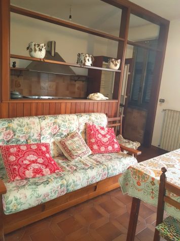 MI 1203- IN ESCLUSIVA- Villa trifamigliare ideale per famiglia numerosa e/o B&B - Foto 7
