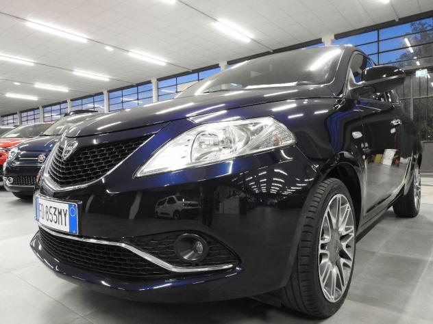 LANCIA - Ypsilon - 1.3 MJT 95 CV 5p. S&S Platinum Pdc Post. C.L. Des.Plus U-connect 5.5 - Foto 4
