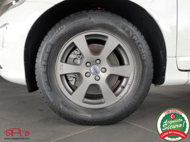 VOLVO XC60 D4 AWD Momentum rif. 20084239 - Foto 5