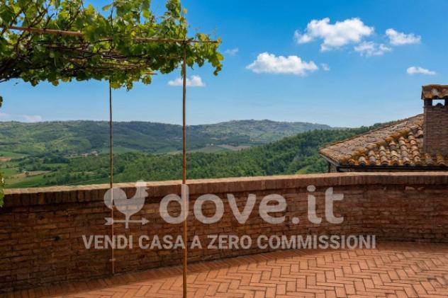 Palazzo / Stabile di 292 m² con più di 5 locali in vendita a Fabro - Foto 5