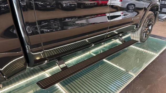 RAM 1500 NEW LARAMIE NIGHT PREMIUM 3.0L 420CV rif. 21526672 - Foto 8