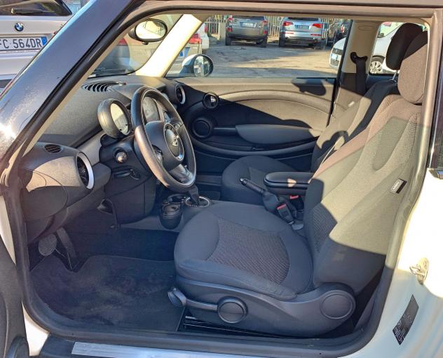 MINI Mini Mini 1.6 16V One (72kW) - Foto 8