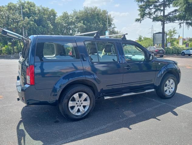 Nissan Pathfinder 2.5 dCi SE - Foto 8