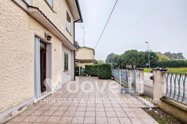 Casa indipendente di 171 m² con più di 5 locali e box auto in vendita a Voghiera - Foto 2