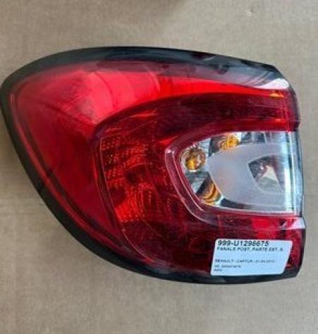 FANALE POST. PARTE EST. S 999-U1296675 Parti elettriche Fanaleria Fanali Fanale post. sx. RENAULT - CAPTUR - 01-04-2013 -