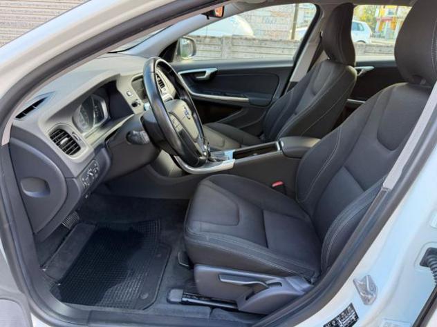 VOLVO V60 D2 1.6 Powershift AUTOMATICA rif. 23890708 - Foto 9