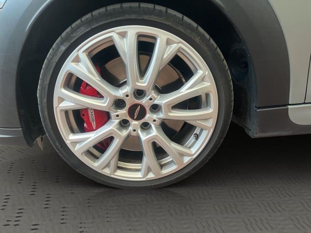 MINI Mini Mini Cooper 2.0 JCW 231cv Auto - Foto 4