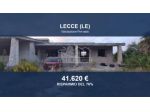 Immobile in asta di 163 m², box auto in vendita a Lecce