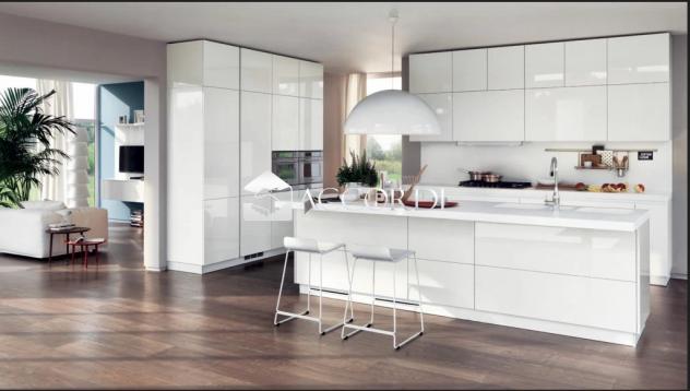 CASA INDIPENDENTE di 4 vani e di 197 mq (MONTEBELLUNA) rif. PCS77 - Foto 2