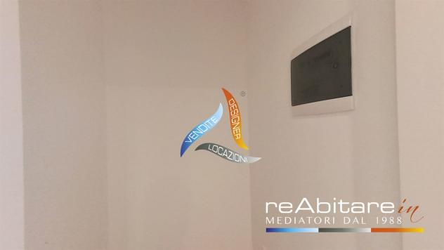 200 metri MM Lima - rilocale parzialmente arredato , ideale per professionisti e condivisioni di qualità - Foto 12