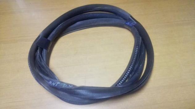 Guarnizione porta anteriore DESTRA MERCEDES Classe A 180 CDI 05