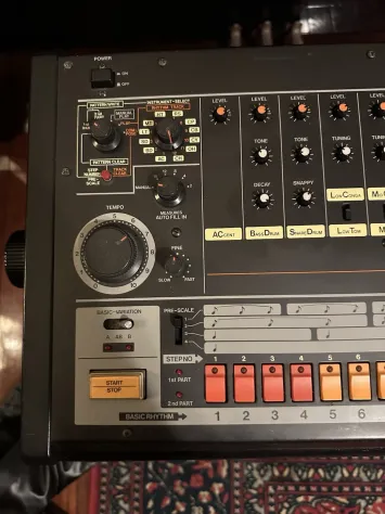 Roland tr-808 Drum Machine MENTA 240v - Foto 5
