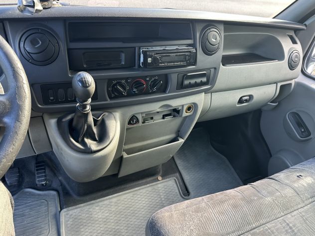 Renault Master 2.5 dCi 100cv 2003 - Revisionato fino 09/2028 - Conc. Francia Srl - Foto 10