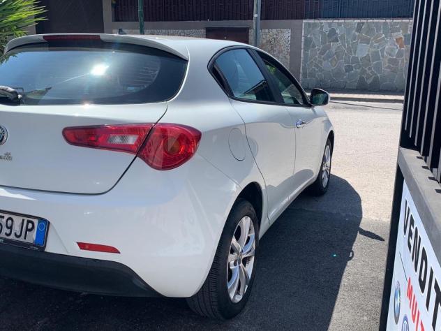 ALFA ROMEO - Giulietta - 1.6 JTDm-2 105 CV Distinctive - Foto 5