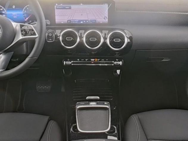 MERCEDES-BENZ CLA 180 Automatic Progressive Advanced rif. 24046624 - Foto 4