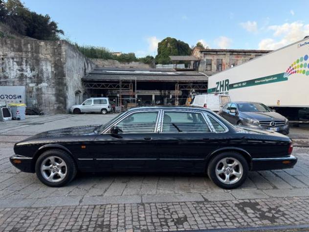 JAGUAR XJ 3.2 cat Executive ISCRITTA ASI rif. 22934907 - Foto 9