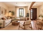 Porzione di casa immersa nella quiete della campagna