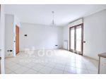 Appartamento di 65 m² con 3 locali e box auto in vendita a San Giovanni Tea &hellip;