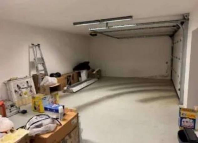 Immobile in asta di 340 m² con più di 5 locali e box auto in vendita a Siracusa - Foto 2